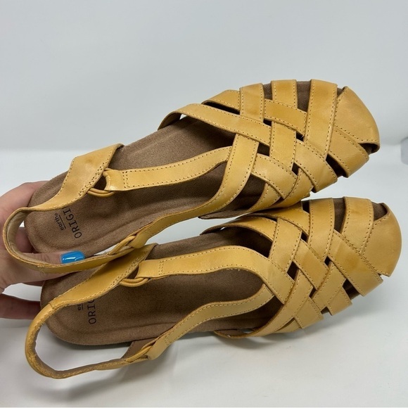 Earth Origins Berri Yellow Leather Woven Casual Round Toe Slip-on Sandal Size 12 - Picture 10 of 12